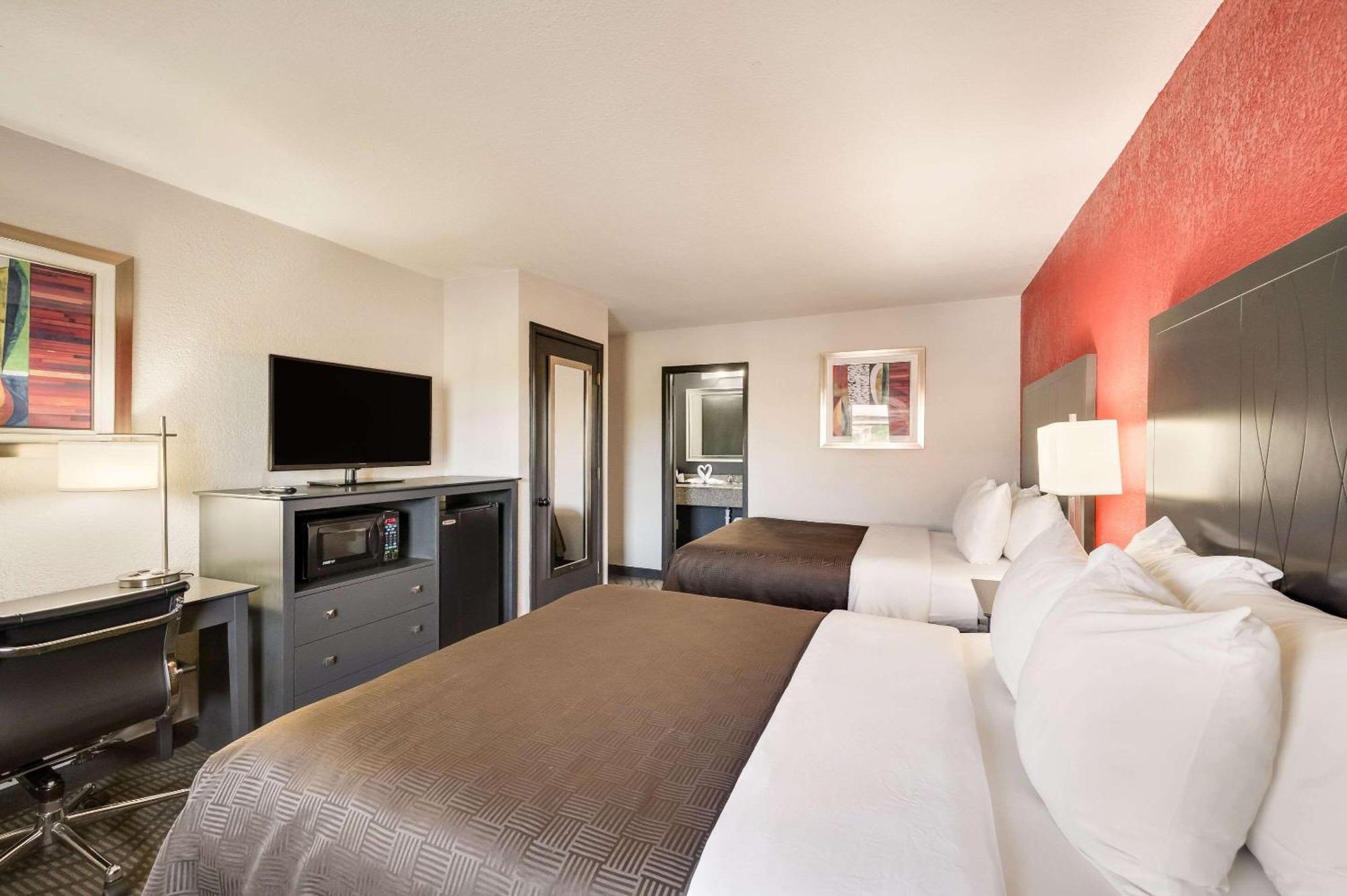 Clarion Inn & Suites Russellville I-40 Dış mekan fotoğraf