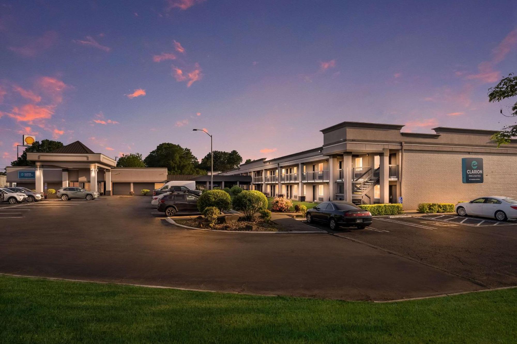 Clarion Inn & Suites Russellville I-40 Dış mekan fotoğraf